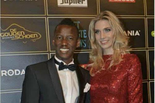 Setelah Mualaf, Wanita Cantik Mantan Calon Miss Belgia Ini Menyebut Dirinya Aisha
