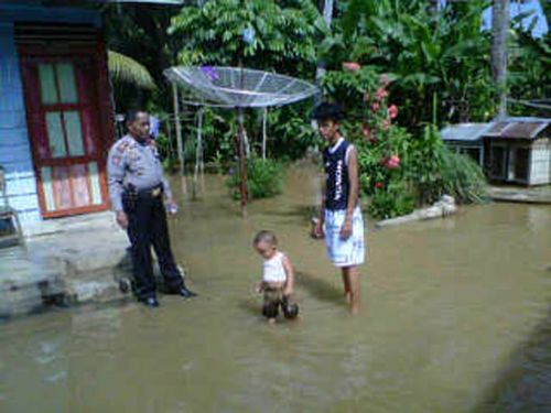 Banjir, 50 Rumah di Pasir Pangaraian Mulai Terendam