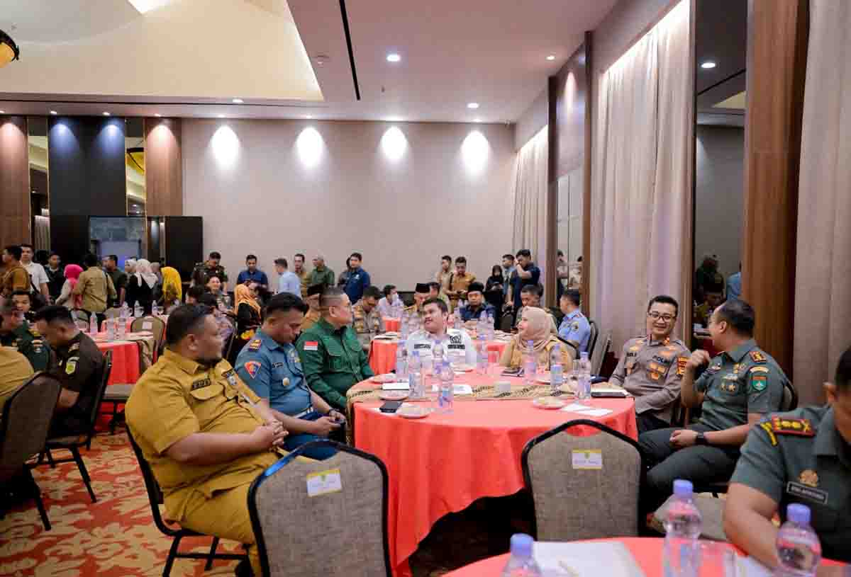 Perkuat Koordinasi dan Kolaborasi, Bupati Kasmarni Hadiri Pembinaan Forkopimda Pusat