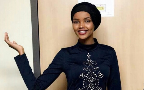 Halima Aden Jadi Muslimah Pertama Pakai Hijab pada Kontes Kecantikan di Amerika Serikat