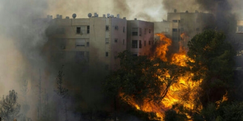 PM Israel Berterima Kasih kepada Presiden Palestina karena Kirim 40 Petugas dan 8 Mobil Pemadam Kebakaran