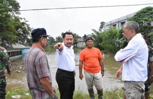 Wabup Kampar Minta Dinas Terkait Tinjau Drainase Penyebab Banjir