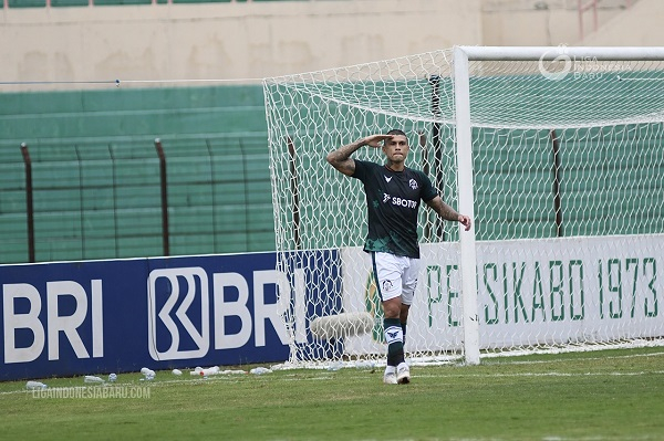 Ciro Alves Berikan Debut Manis Untuk Liestiadi