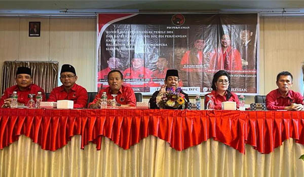 Hadir di Rakercab Diperluas DPC PDIP Siak, Mulyono Ingatkan Seluruh Unsur Partai Bersama-sama Rebut 8 Kursi DPRD dan 2 DPR RI