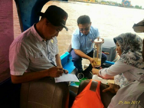 Dugaan Pencemaran Sungai Siak di Pelabuhan PT IKPP, DLH Siak Masih Menunggu Hasil Laboratorium