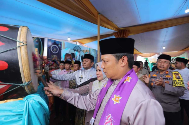 Semarak, Pj Walikota Buka MTQ Kecamatan Marpoyan Damai