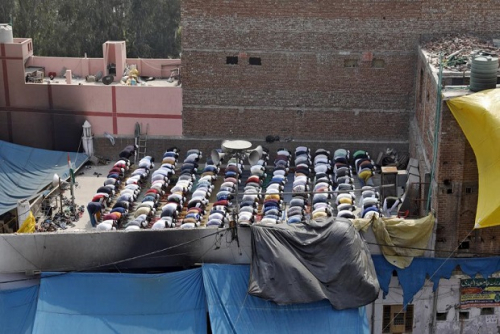 Korban Tewas Kerusuhan di New Delhi Terus Bertambah, India Dituduh Tidak Lindungi Umat Islam