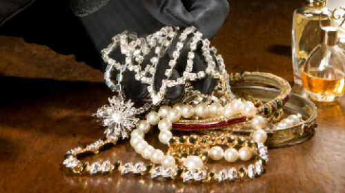 Perhiasan Milik Tamu Senilai Rp70 juta Dicuri, Ini Kata Manajemen Tangram Hotel Pekanbaru