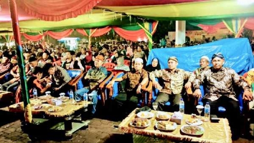 Ribuan Warga Tumplek Nonton Wayang, Bagus: Paguyuban Jawa Bengkalis Model Pembinaan Seni Budaya yang Berhasil