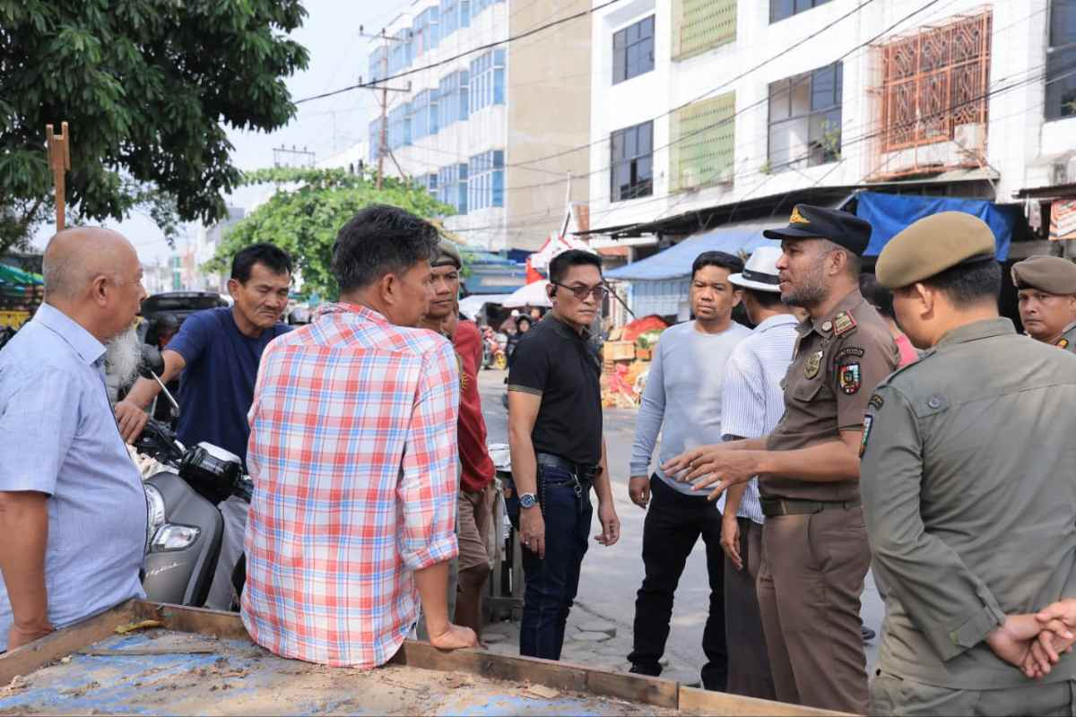 Jalan Teratai Pekanbaru Segera Diaspal, Ratusan Pedagang Diminta Segera Relokasi