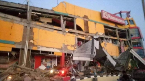 Gempa Donggala Diperkirakan Renggut Ratusan Jiwa, Sebagian Korban Masih Tertimbun Reruntuhan Bangunan