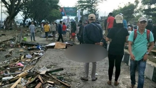 Polisi Evakuasi 410 Jenazah Korban Gempa dan Tsunami di Palu