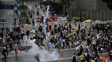 WartaPKU.com Meliput Demo di Hong Kong, Jurnalis Asal Indonesia Tertembak di Bagian Mata
