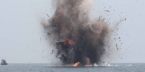 Kapal Bermuatan 166 Orang Terbakar di Perairan Karimun Jawa Minggu Dinihari