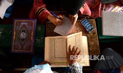 Kata Pengamat, Ini Penyebab Terjadinya Kesalahan Penulisan Ayat Alquran dan Hadis dalam Buku Pendidikan Agama Islam
