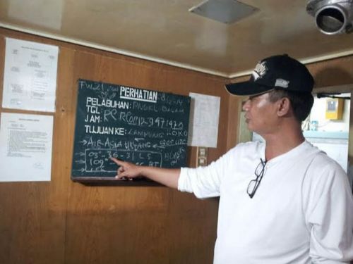 Ini Kisah Kapten KM Bahari Maju yang Melihat Pesawat Merah Terbang Rendah di Sebelah Kiri Lambung Kapal