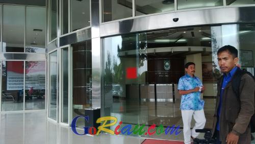 Jelang Mutasi Besok, Kantor Gubernur Riau Lengang