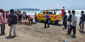 GoRiau Nekat Berenang di Area Terlarang, Anggota Polisi Tewas Terseret Ombak