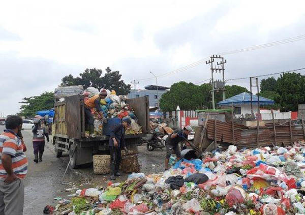 Wajib Setor Retribusi ke Pemko Pekanbaru, Angkutan Sampah Mandiri akan Ditertibkan