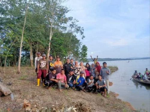 Garap Wisata Umbai Padang Island, Pokdarwis The Preserver Ranah Sungkai Datangkan Peraih API 2019