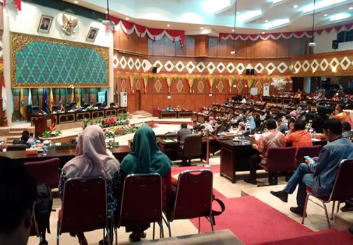 Penyampaian LKPJ Pemprov Riau Disebut Langgar 3 Aturan, PKB Minta Diagendakan Ulang