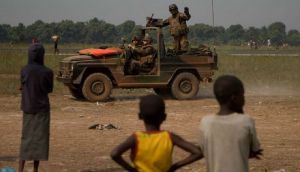 GoRiau Minta Makan karena Lapar, Gadis-gadis Ingusan Afrika Usia 8 Hingga 15 Tahun Malah Diperkosa Tentara Prancis