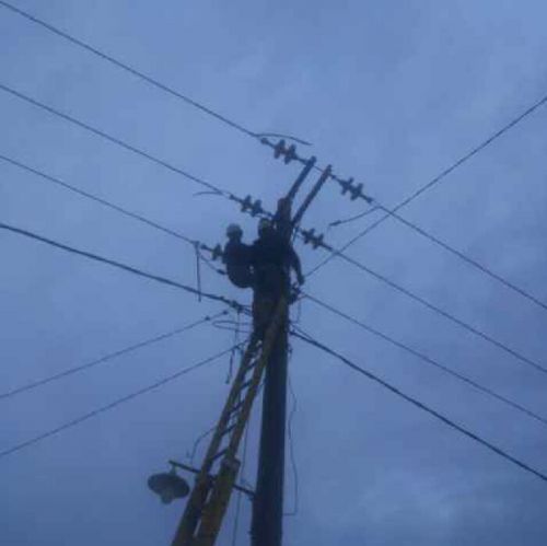 Angin Puting Beliung Sapu Kabel PLN, Listrik Kota Duri Masih Padam
