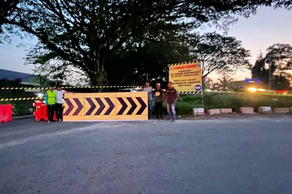 Lantai Naik 8 Sentimeter, Jembatan Danau Bingkuang Ditutup Sementara