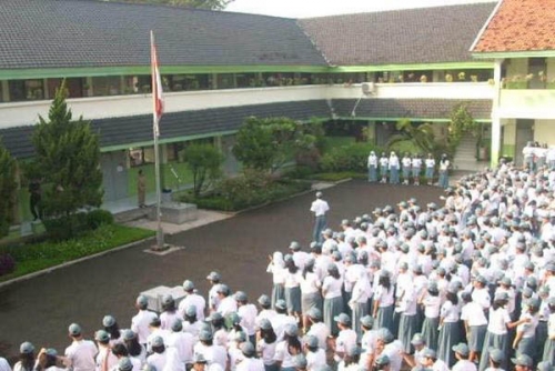 WartaPKU.com Mantap.., Tahun 2020 SMA dan SMK di Riau Gratis