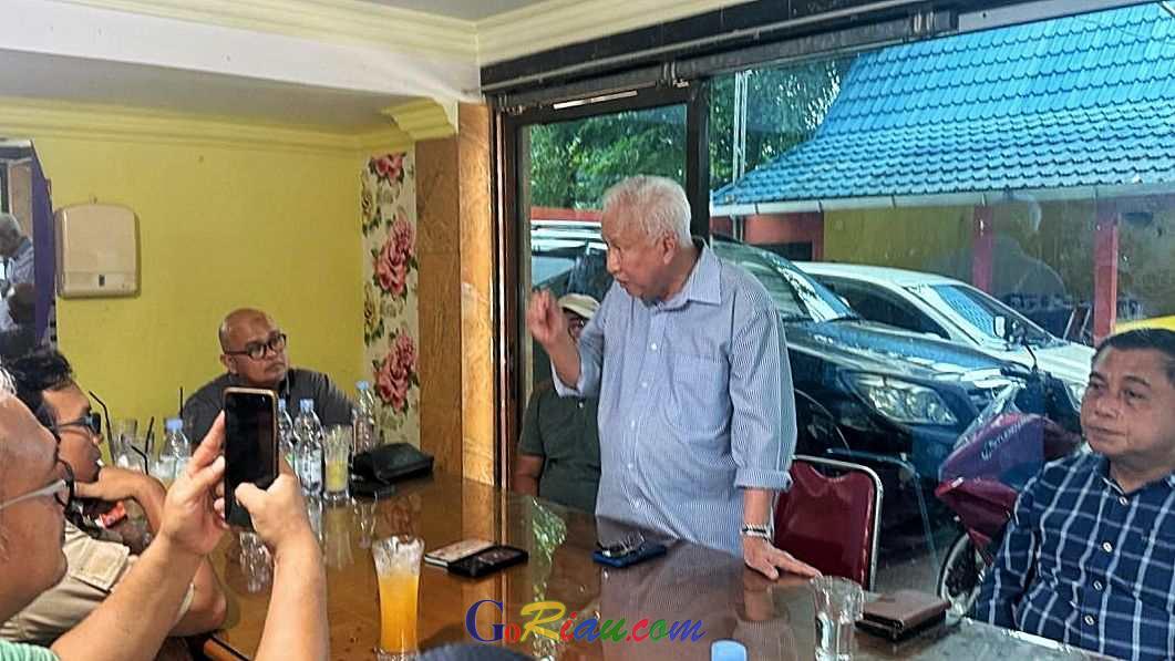 Kisah Pilu Rida K Liamsi yang Sukses Bangun Riau Pos Beraset Triliunan Rupiah Namun Kini Dianggap Sebagai Penjahat’