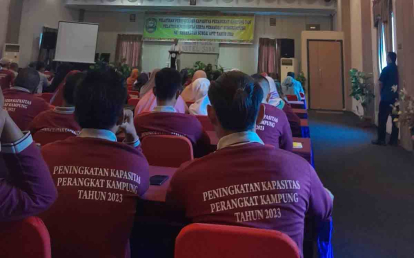 GoRiau Hadiri Pelatihan Peningkatan Perangkat Kampung di Siak, Ini Pesan Gubernur Syamsuar