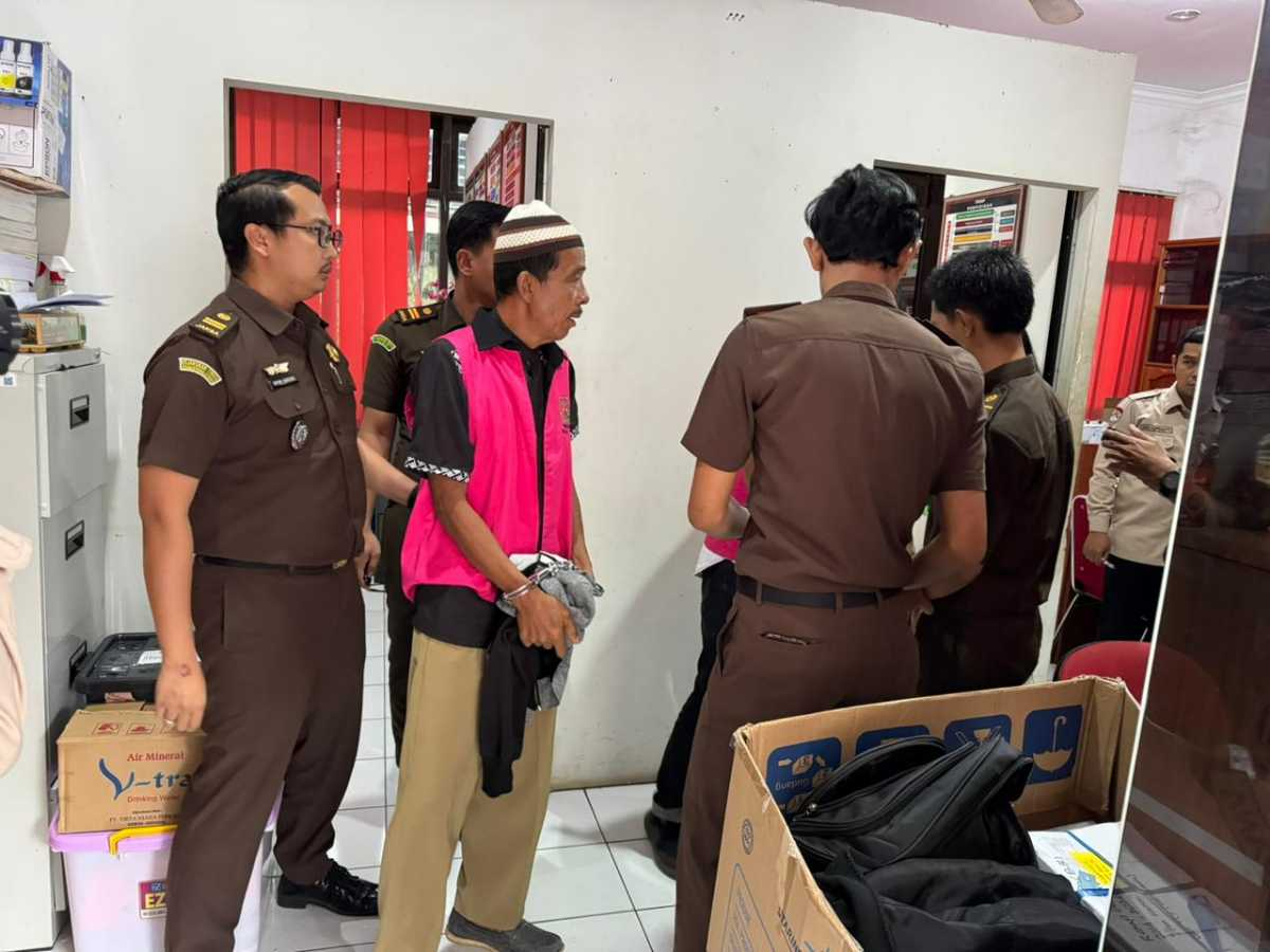 Jual Aset Negara, Kejari Inhu Tetapkan Plt Kades dan Kadus Jadi Tersangka