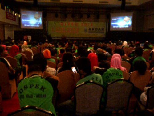 900 Mahasiswa Riau Ini Ospek di Hotel Mewah, Bukan Berpanas-panas di Luar Ruangan