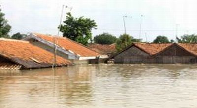 Sungai Kuantan Meluap, 25 Rumah di Inuman Terendam Hingga Dua Meter