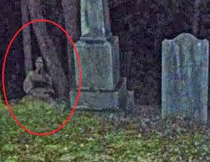 GoRiau Inilah Foto Penampakan Hantu Wanita Paling Nyata