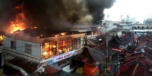 GoRiau Pasar Atas Bukittinggi Terbakar, Pedagang: Semua Dagangan Hangus