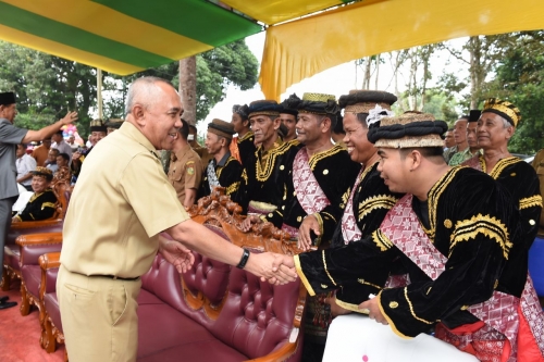 Gubernur Riau Resmikan Balai Adat Kenegerian Tambang Terantang Kampar