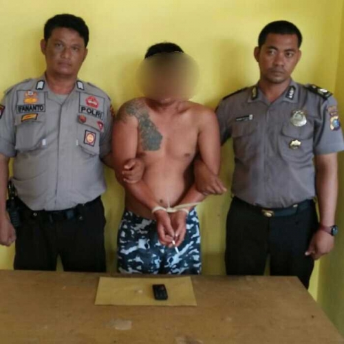 Dikira Pembeli Rupanya Polisi Menyamar, Pria Ini Nekat Telan Sabu dengan Plastiknya, Begini Akhirnya