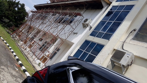 Progres Rehab Gedung DPRD Pelalawan Tak Terlihat, Dewan Was-was Proyek Tak Tuntas