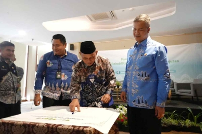 Abrasi Hantam Pesisir Inhil, Ribuan Hektare Kebun Kelapa Warga Mati Terendam Air Laut