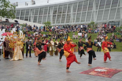 Ribuan Karyawan APRIL Group Rayakan Keberagaman di Pekan Seni Budaya Pelalawan