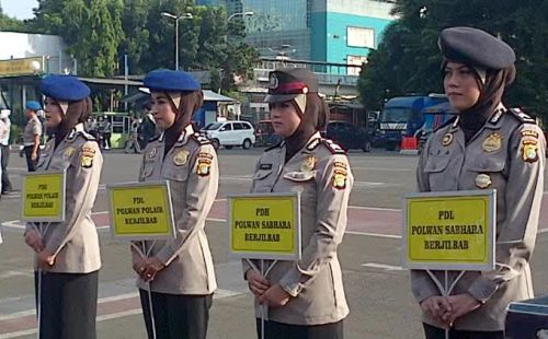Kompolnas Tak Setuju Polri Tunda Kebijakan Polwan Berjilbab