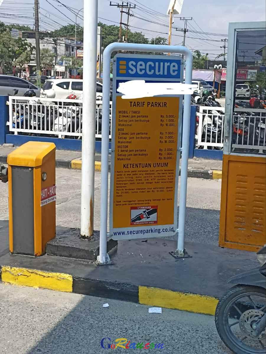 Warga Berharap Pemko Pekanbaru Segera Gratiskan Parkir di Rumah Sakit