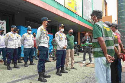 GoRiau Dishub Pekanbaru Rutin Lakukan Pengawasan Jukir Beri Layanan Parkir Tepi Jalan Umum