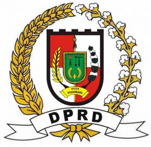 GoRiau Waduh, Anggota DPRD Pekanbaru Ini Lempar Cewek Satu Fraksi Pakai Mic