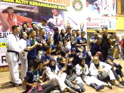 Kota Pekanbaru Raih Juara Umum Kejurda Taekwondo 2019