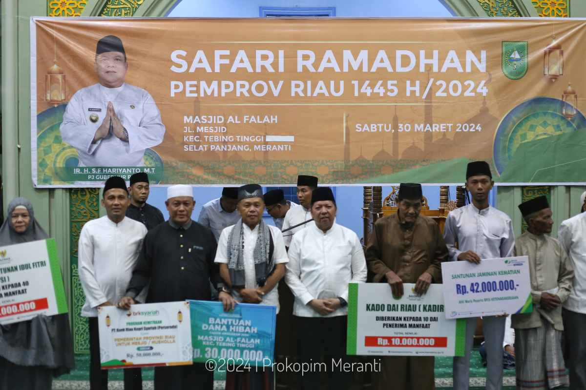 Plt Bupati Asmar Dampingi Asisten I Setdaprov Safari Ramadhan di Selatpanjang