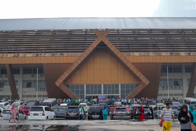 Dispora: Retribusi Stadion Utama Riau Lebihi Target