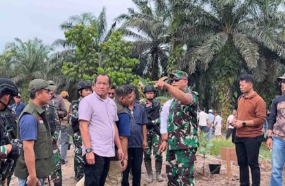 GoRiau 3.000 Hektare Sawit di TNTN Riau Kembali Diserahkan Warga ke Satgas PKH