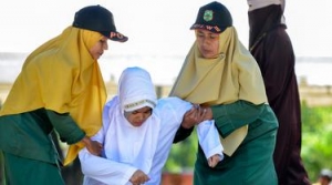 GoRiau Langgar Qanun, Warga Riau Dihukum Cambuk di Banda Aceh